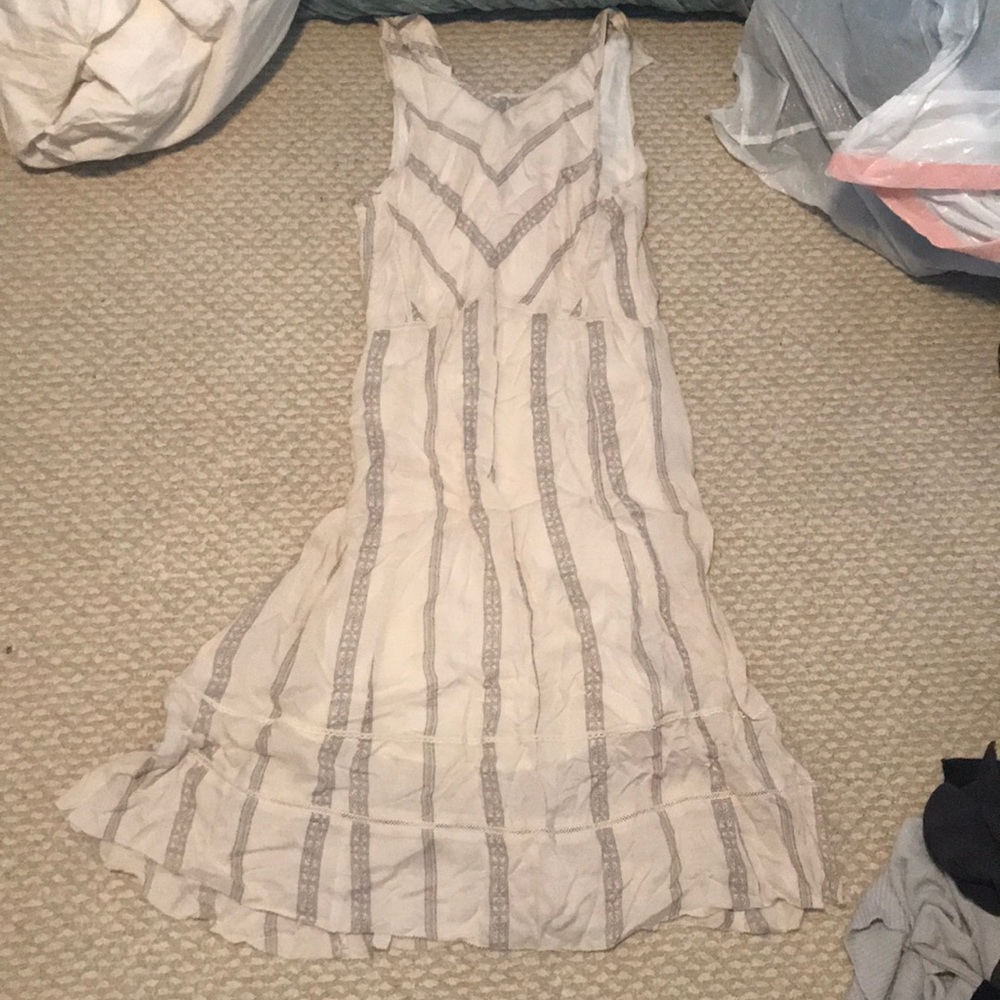 Women’s midi dress